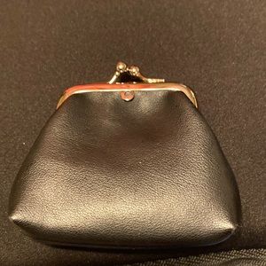 Black vintage coin purse.